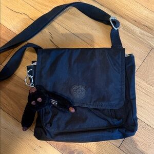 Kipling small black crossbody bag Y2K great condition